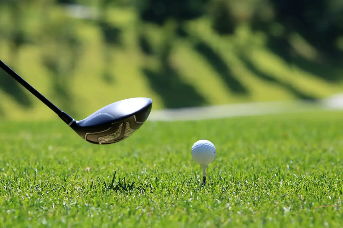 Beyond the Greens - A Golfer's Guide to South Maui